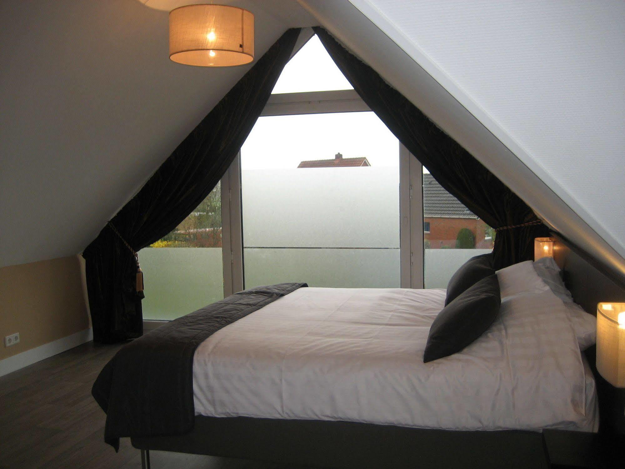 Bed & Breakfast Rheiderland Ditzumerverlaat Екстериор снимка